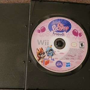 Wii Video Game. Littlest Pet Shop Friends - Black Case
